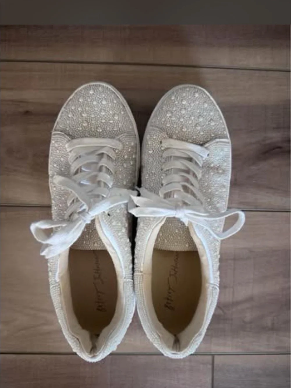 Sparkle Lace-Up Women’s Sneakers in Ivory